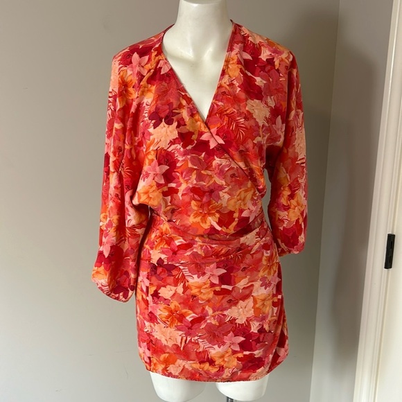 LSPACE Pfeiffer Dress in Into The Tropics Cover Up Wrap Dress Hawaiian Sz XS - Picture 3 of 9